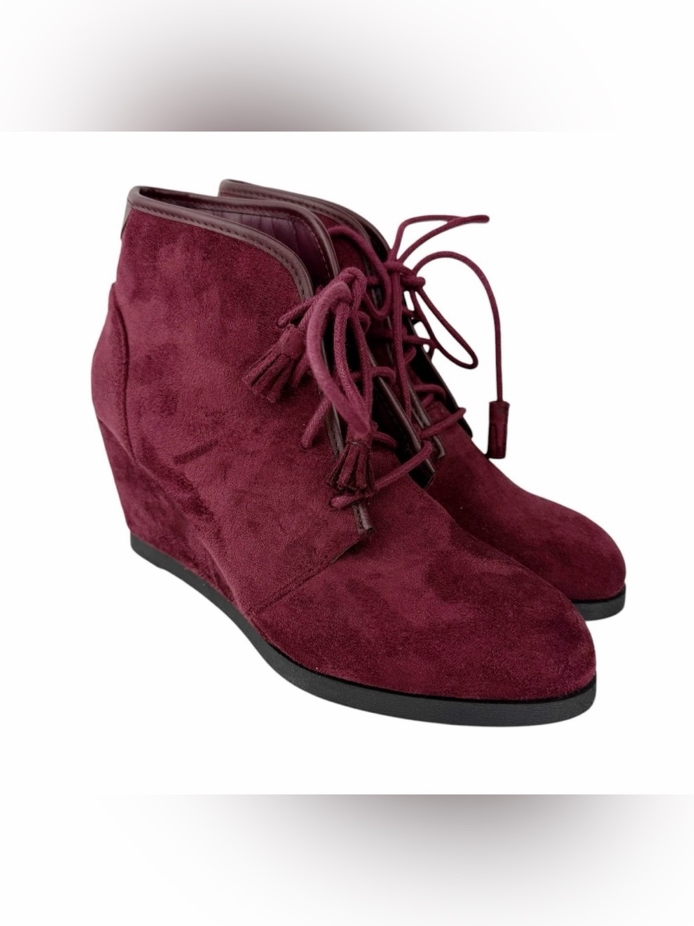 Madden Girl Dallyy Wedge Booties Maroon Wine Faux Suede NEW Women’s Size 8